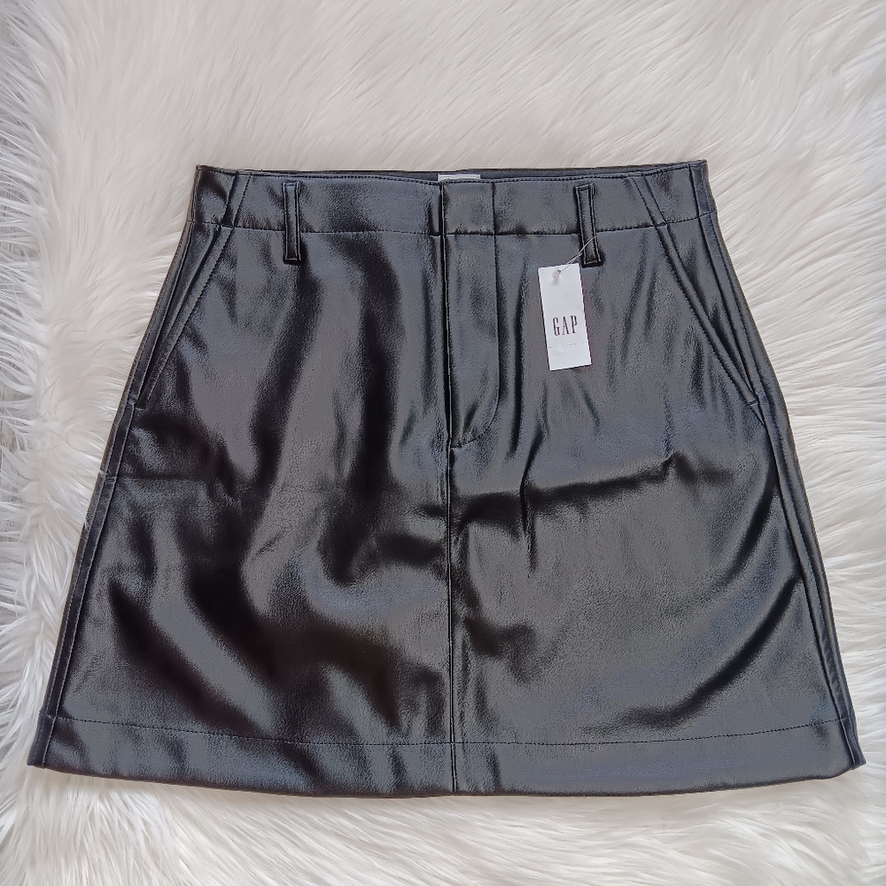 NWT Gap Women's Faux Leather Mini Skirt Black Size 2/26, 10/30